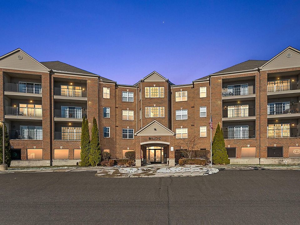 1st image of 2118 Country Club Dr #10