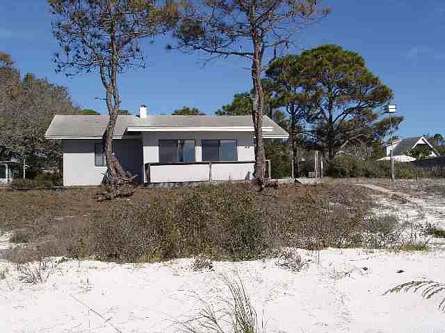 1st image of 1465 Alligator Dr