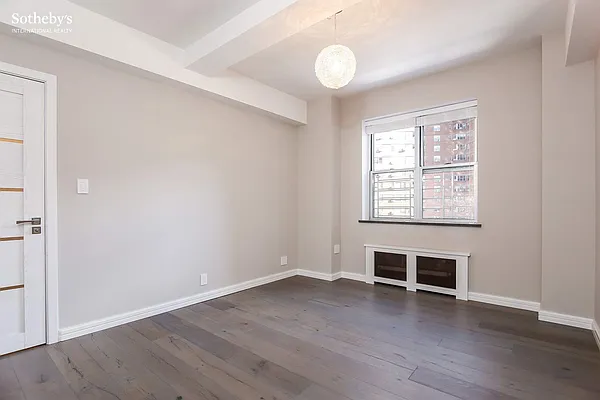 Sold by Sotheby's International Realty | media 10
