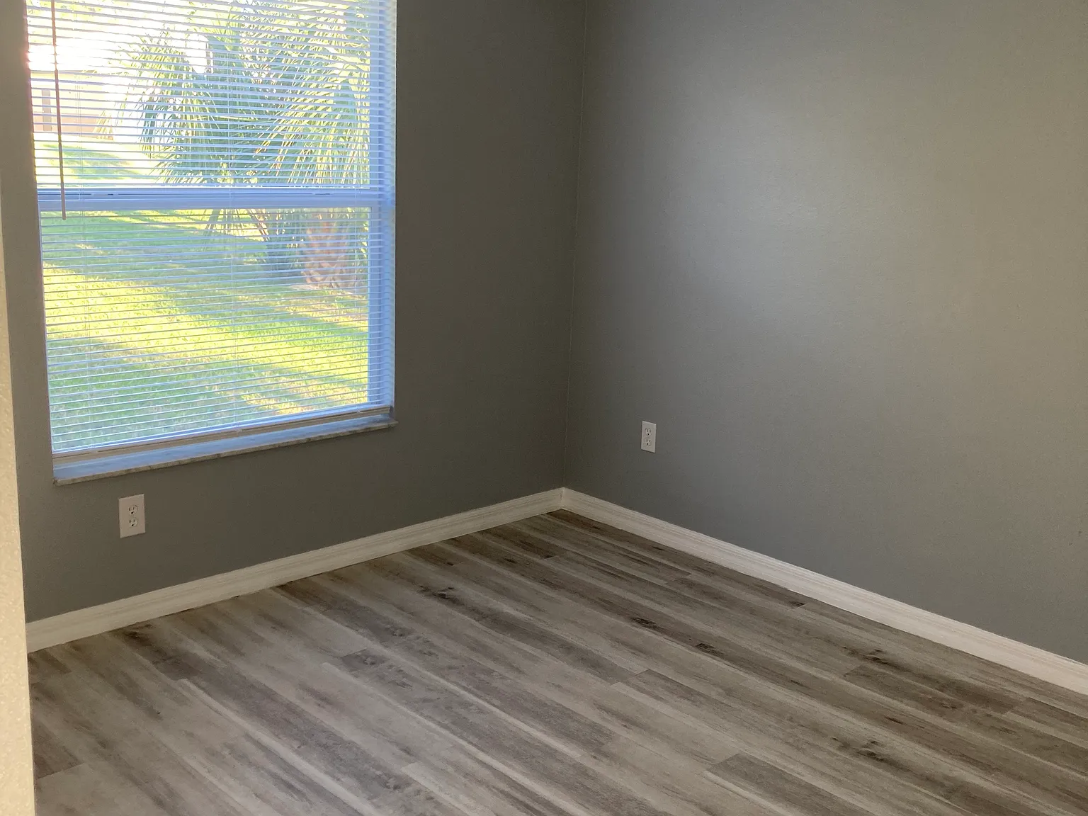 2 bed, 990 sqft, $1,450 — Photo 4