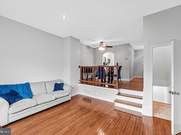 4th image of 8330 Darlington St #467