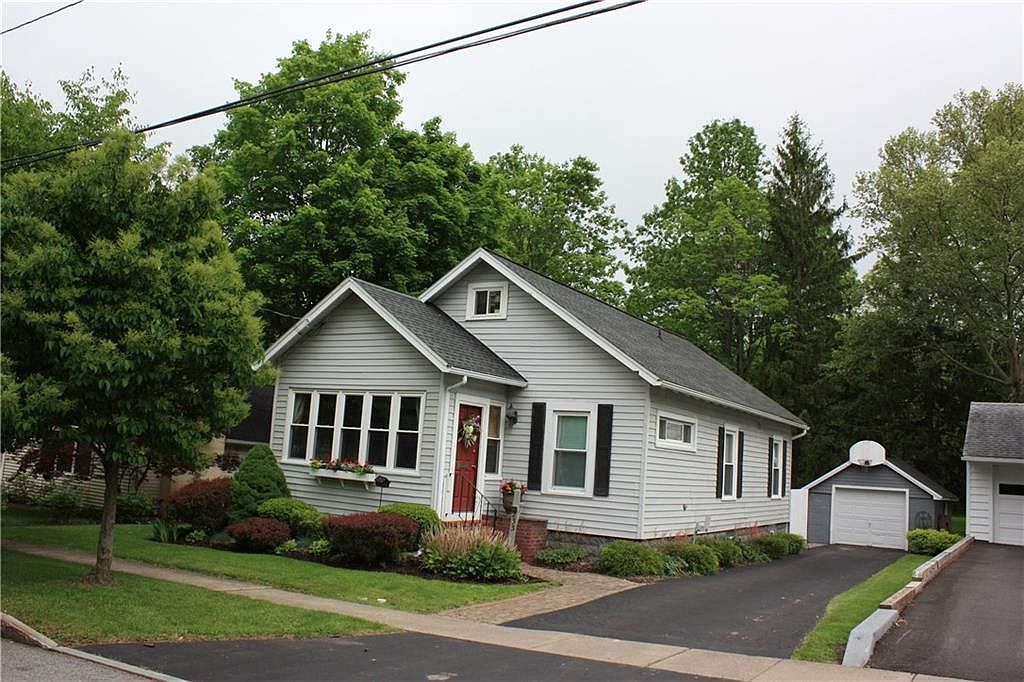 233 W Gibson St, Canandaigua, NY 14424 Zillow