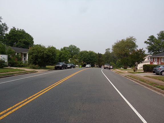 4th image of 14733 Darbydale Ave