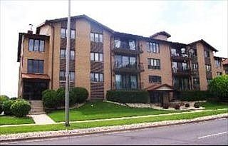 1st image of 4001 W 93rd Pl APT 2D