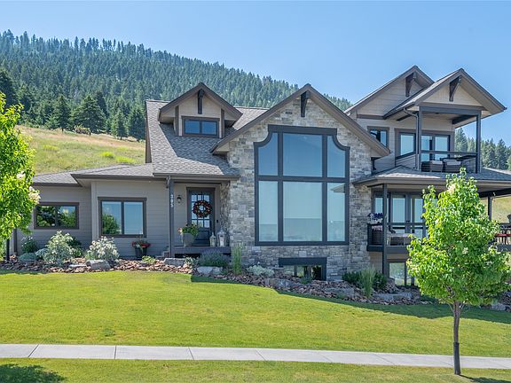 3rd image of 305 Dean Stone Dr
