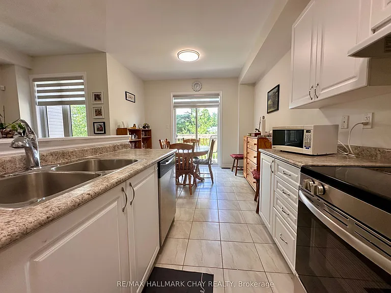 26 Greenwood Dr — Photo 8