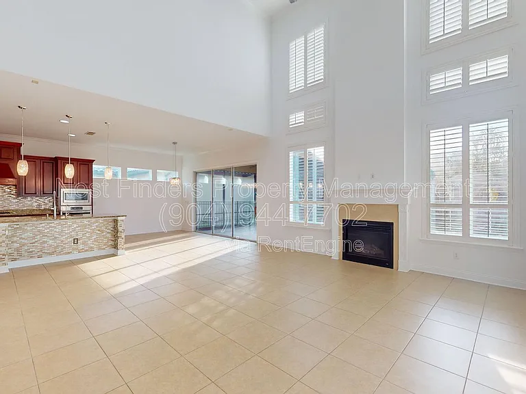 3060 Danube Ct — Photo 5