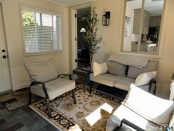 5th image of 24 Rossie Street