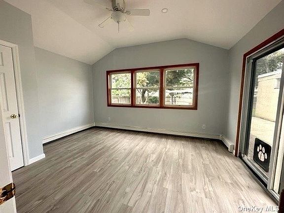 4th image of 89 Hickory Ln