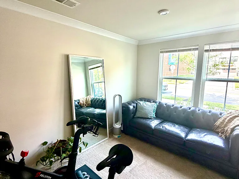 2806 Toles Park Dr — Photo 4