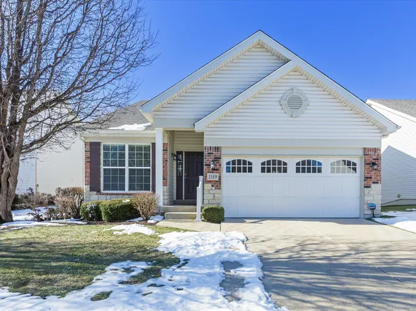 1519 Hollowbrook Dr, Saint Charles, MO 63303