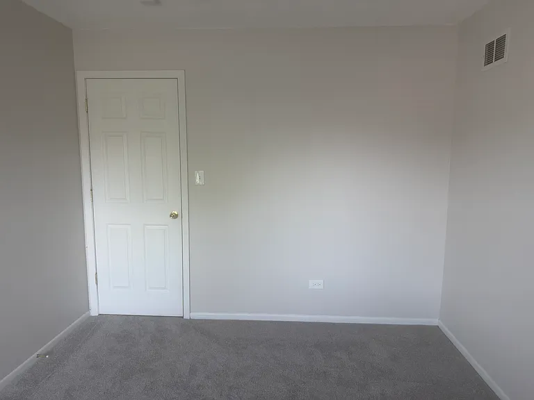 446 Wyeth Cir — Photo 22