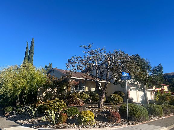 3rd image of 21 Gait Ct