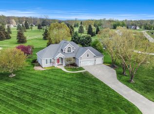 4967 Old Silo Dr, Pleasant Lake, MI 49272