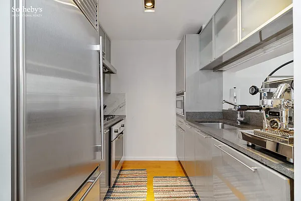 Rented by Sotheby's International Realty | media 4