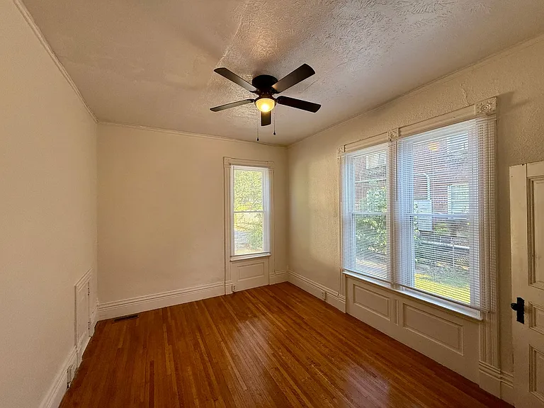 118 N Glenwood Ave — Photo 34