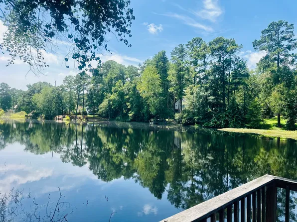 218 McFadyen Dr, Fayetteville, NC 28314