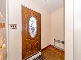 35 4th St, Wood Ridge, NJ 07075