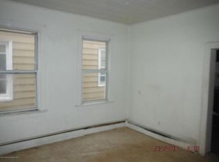 611 Charles St, Perth Amboy, NJ 08861