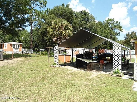COVERED CARPORT AREA