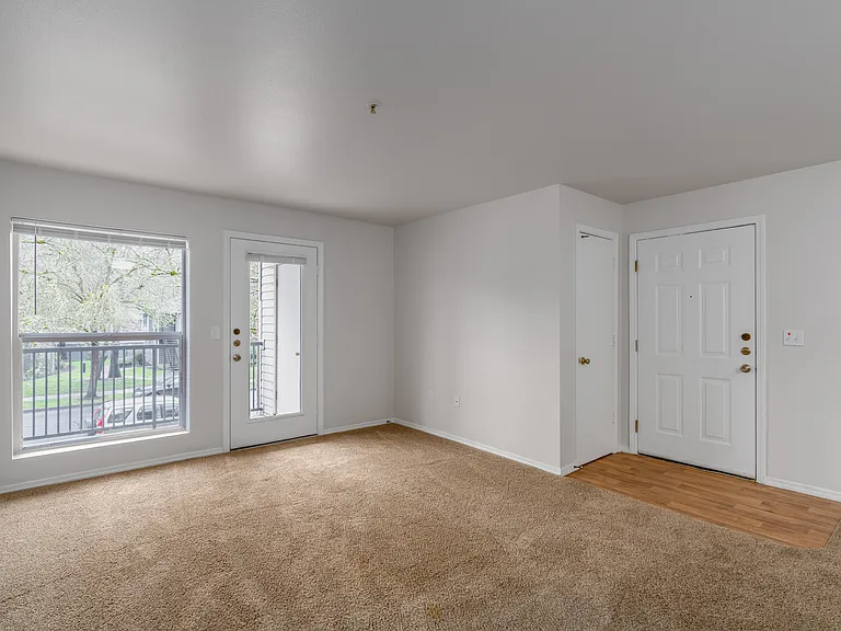 940 SW 163rd Ave #423 — Photo 7