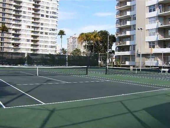 LIGHTED TENNIS COURTS