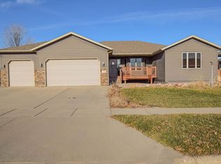 2600 E Sunflower St, Brandon, SD 57005
