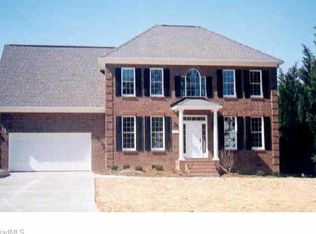 2615 Turtle Creek Dr, High Point, NC 27265