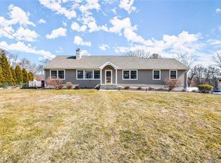 5 Moorland Rd, Trumbull, CT 06611