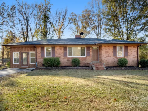 1498 Sturgis Rd, Rock Hill, SC 29730