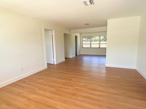 2nd image of 4787 Tortuga Dr
