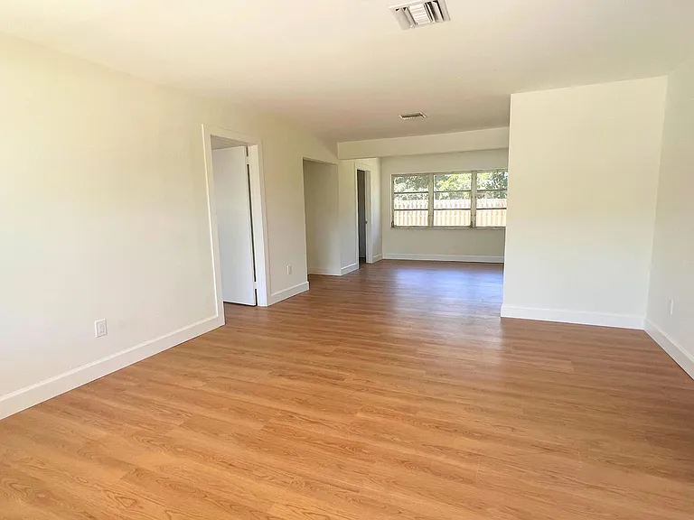4787 Tortuga Dr — Photo 2
