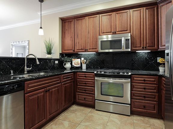 2nd image of 2881 Meridian Ave Unit 121