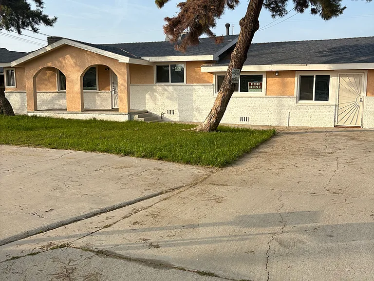 10024 Greenacres Dr #A — Photo 1