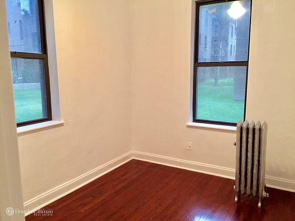 2nd image of 4816 47th St APT 5A