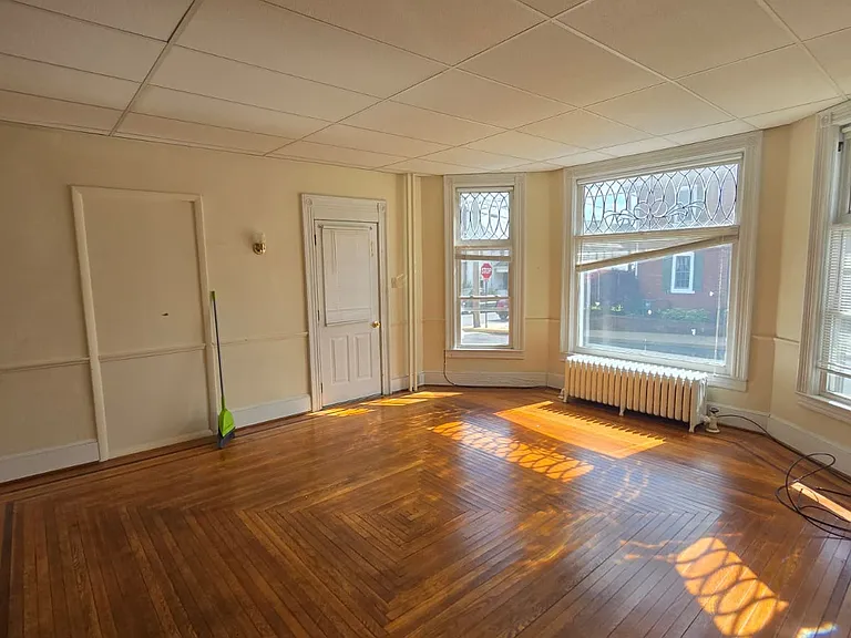 437 George St #1 — Photo 20