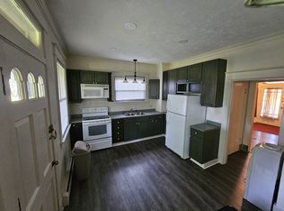 146 Lee St APT 1, Carnegie, PA 15106