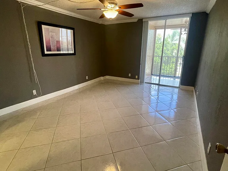 740 S Federal Hwy #410 — Photo 10