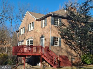 10 Windsor Ct, Reading, PA 19606
