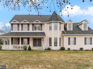 163 Fox Run, Woolwich Township, NJ 08085