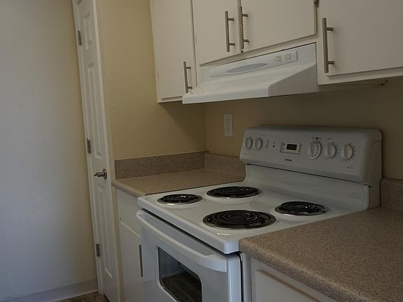 5th image of 129 Lincoln Ave #Ya7d3y452