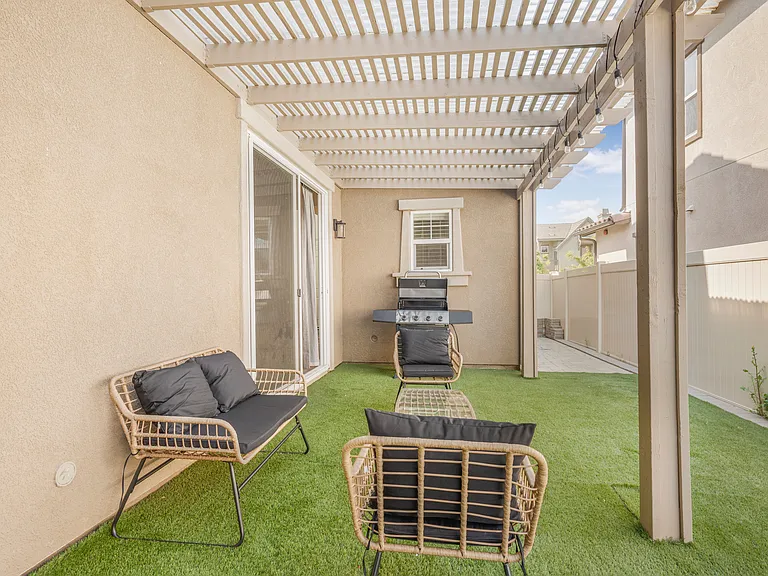 679 Nile River Dr — Photo 29