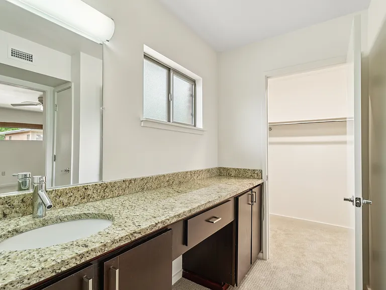 Dot Commons Apartments — Photo 34