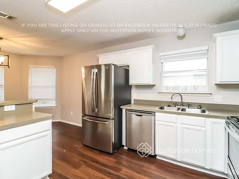 944 Carlin Ln — Photo 7