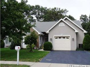 52 Symphony Ave, Bayville, NJ 08721