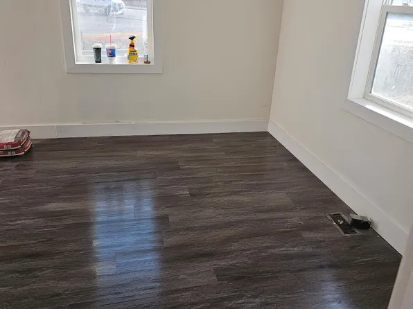 198 Robertsville Rd, Oak Ridge, TN 37830