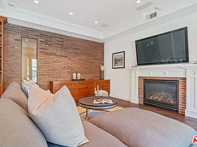 14917 Valley Vista Blvd — Photo 15