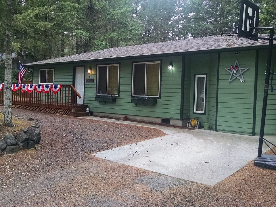 1st image of 30 E Barnsby Pl