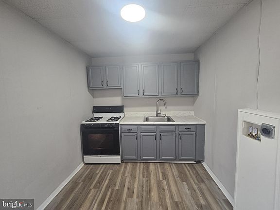 4th image of 6700 Keystone St #6702