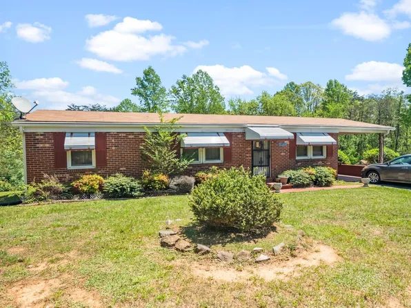 253 Pettigrew Dr, Concord, VA 24538